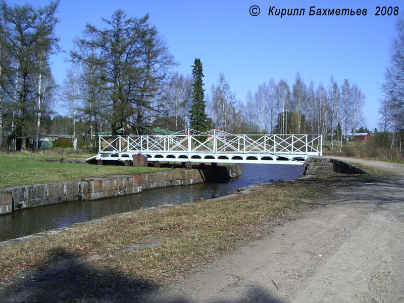 Разводной мост через старое русло Сайменского канала