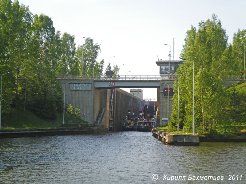 Пароходы "Хурма", "Ахти", "Энсо" и "Антеро" в шлюзе "Пялли"